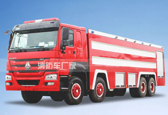 25噸重汽豪沃水罐消防車(chē)價(jià)格