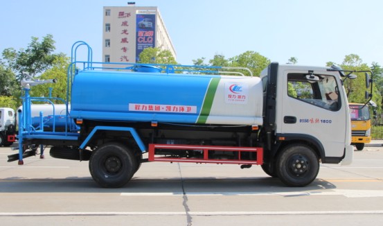 時風風順5方灑水車高清圖片 時風風順5方灑水車高清圖片