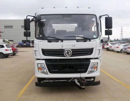 20方灑水車參數(shù)_國(guó)六20方東風(fēng)隨專D913后雙橋綠化灑水車廠家價(jià)格