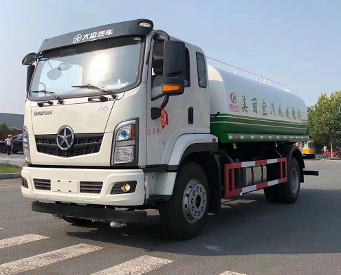 15噸灑水車多長_大運(yùn)致勝15方綠化灑水車廠家價(jià)格