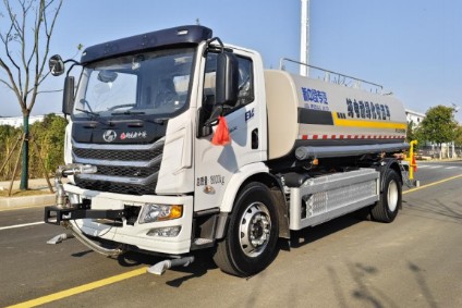 上汽純電動(dòng)13.5方灑水車_總質(zhì)量18噸灑水車 上汽純電動(dòng)13.5方灑水車_總質(zhì)量18噸灑水車